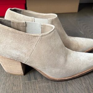 Vince Suede Ankle Booties - Light Tan